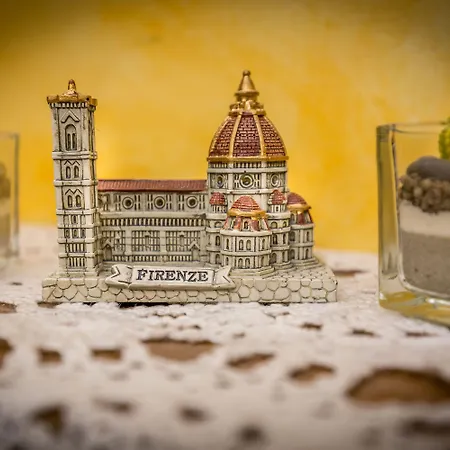 Ferretti מלון 2*