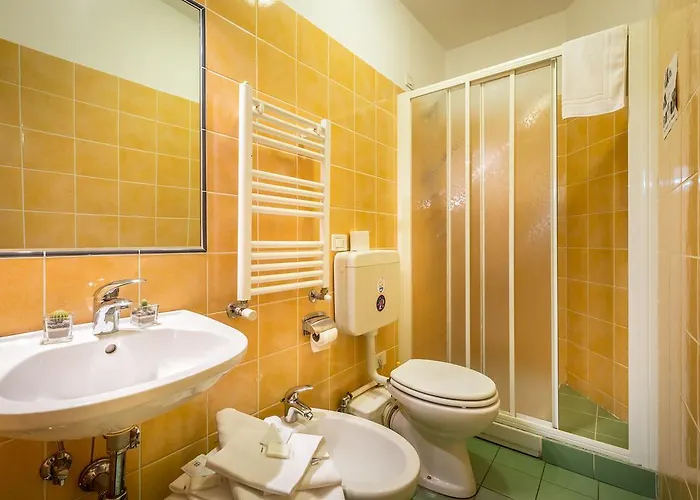 Ferretti Hotel 2*