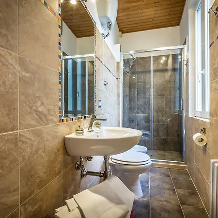 Ferretti 2* Florence
