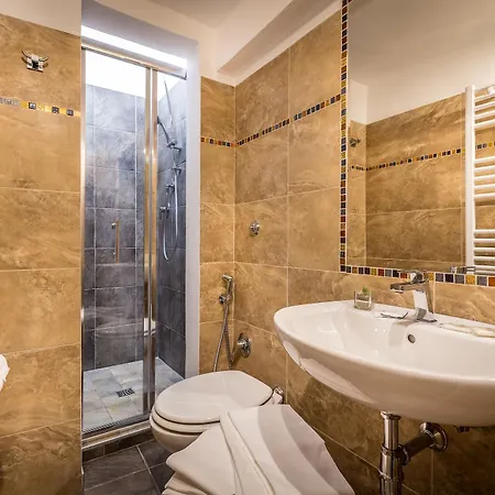 Ferretti Hotel 2*